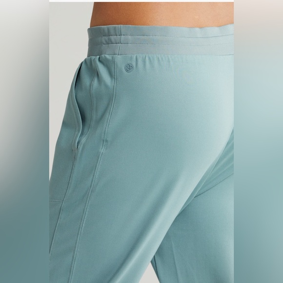 NWT NEW Zella Live In Pocket Joggers in Blue Gray Grey - Picture 8 of 8